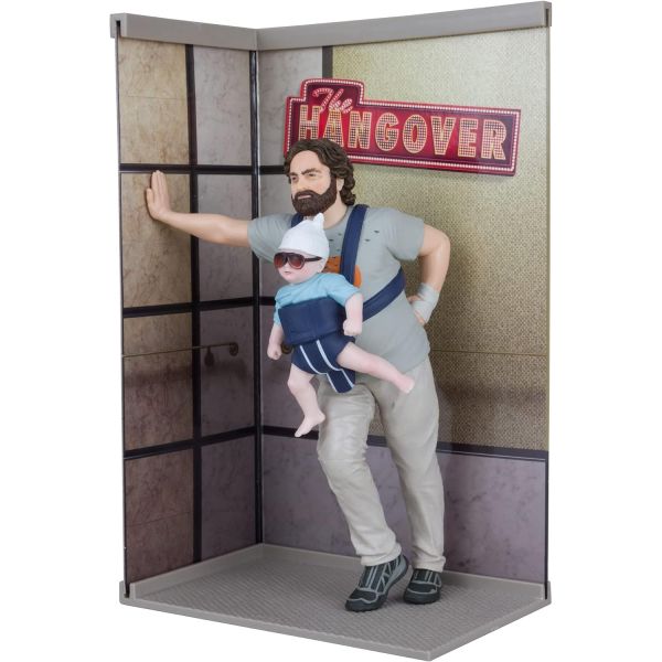 맥팔레인 Toys WB 100: Alan Garner The Hangover Movie Maniacs 6in Posed 피규어